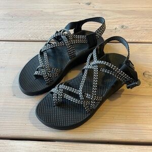 Brand new Chacos! (NWOT)